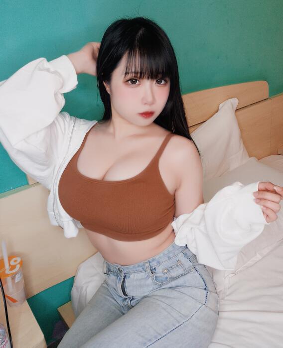 亚洲综合视频在线-一代女皇武则天a级艳 - 小鸡AV综合网久久