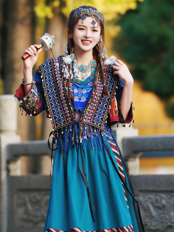 国产亚洲精品aa在线观看-国产高清视频青青青在线 - 小鸡AV成人男女啪啪免费观看网站