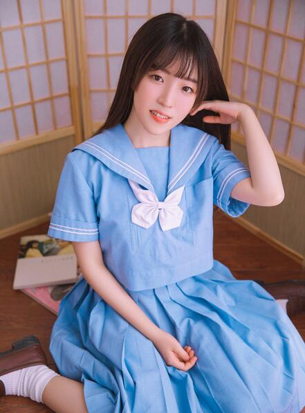 国产精品边做奶水狂喷小说