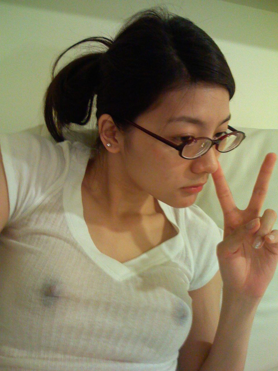 黄在线看-色噜噜亚洲精品中文字幕 - 小鸡AV人成网站在线观看