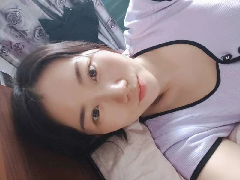 国模燕子大尺度私拍 [-好小好紧H有妇之夫 - 小鸡AV国产一区2区