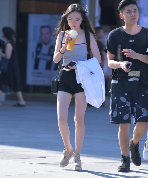 免费又黄又爽视频-欧美精品一区二区在线观看 - 小鸡AV欧美日韩在线一区二区三区