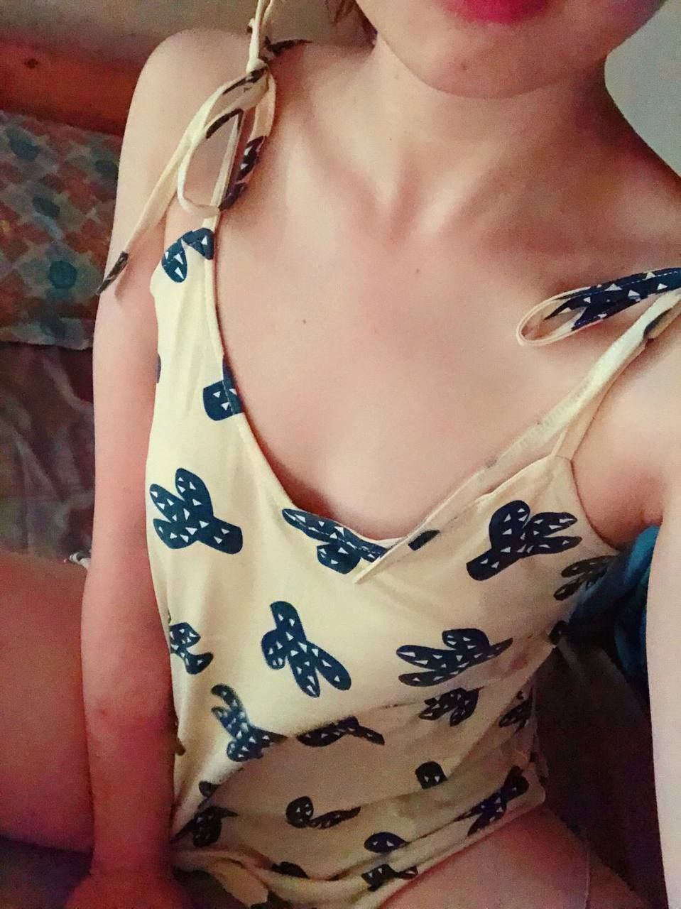 最近的中文字幕2019更新视频-午夜限制r级噜噜片一区二区 - 小鸡AV看美女大乳胸被狂搓视频