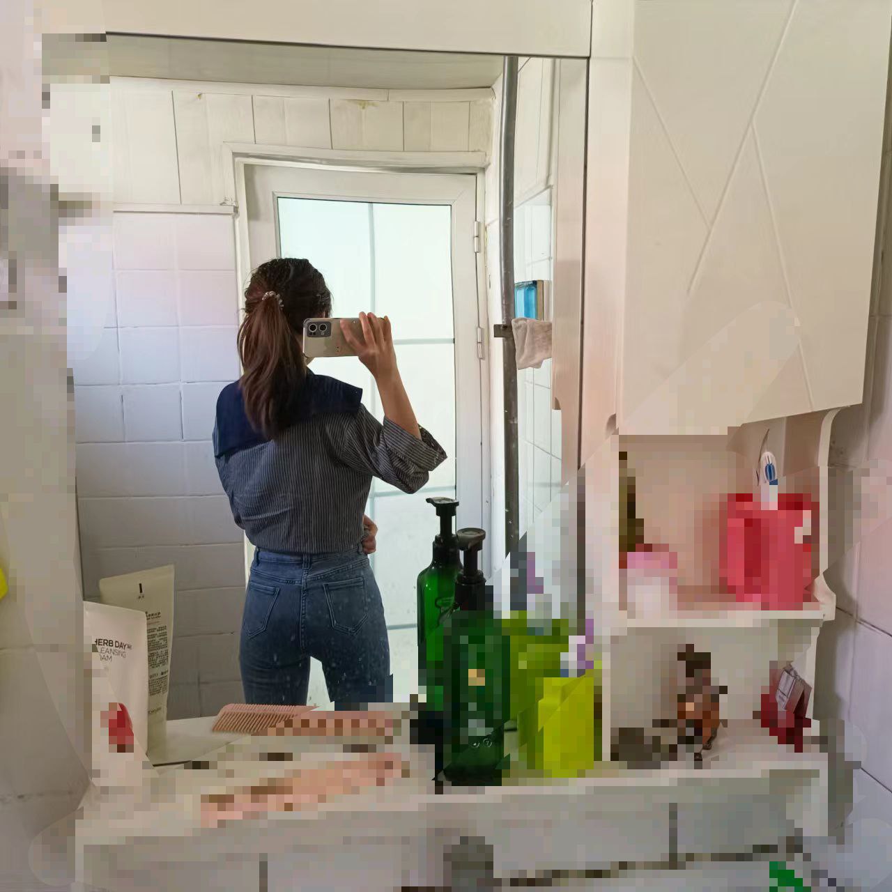 父皇轻点插好疼H限-亚洲AV综合AV一区二区综合 - 小鸡AV欧美一区二区在线观看