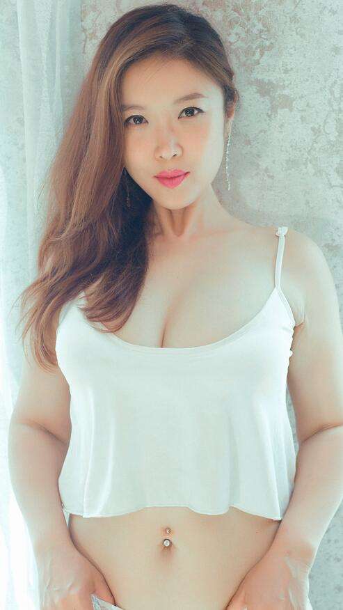 妺妺的奶水H-美女全光末满18勿进 - 小鸡AV局长玩寡妇的大乳