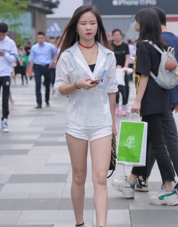 亚洲精品综合一二三区在线-伊人骚 - 小鸡AV久久久久777777人人人视频