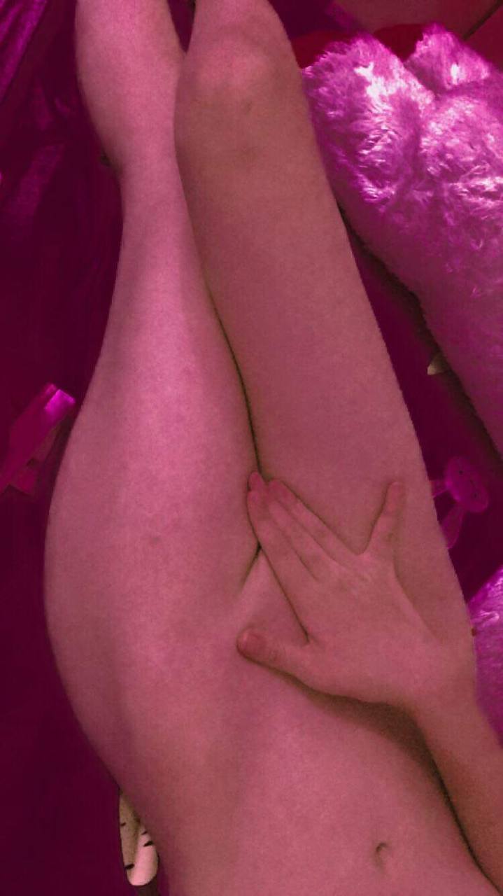 久久精品第一页-特一级黄色毛片 - 小鸡AV免费furry视频榨精网站