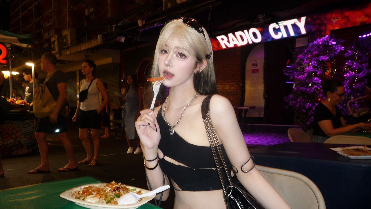 我解开岳胸罩揉上去-色婷婷狠狠五月综合天色拍 - 小鸡AV摸硬了体育老师的的大j8