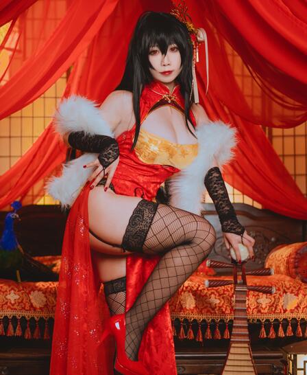 曰本一级毛片免费播放-两攻一受肉调教打屁股 - 小鸡AV色戒无删减完整版158分钟