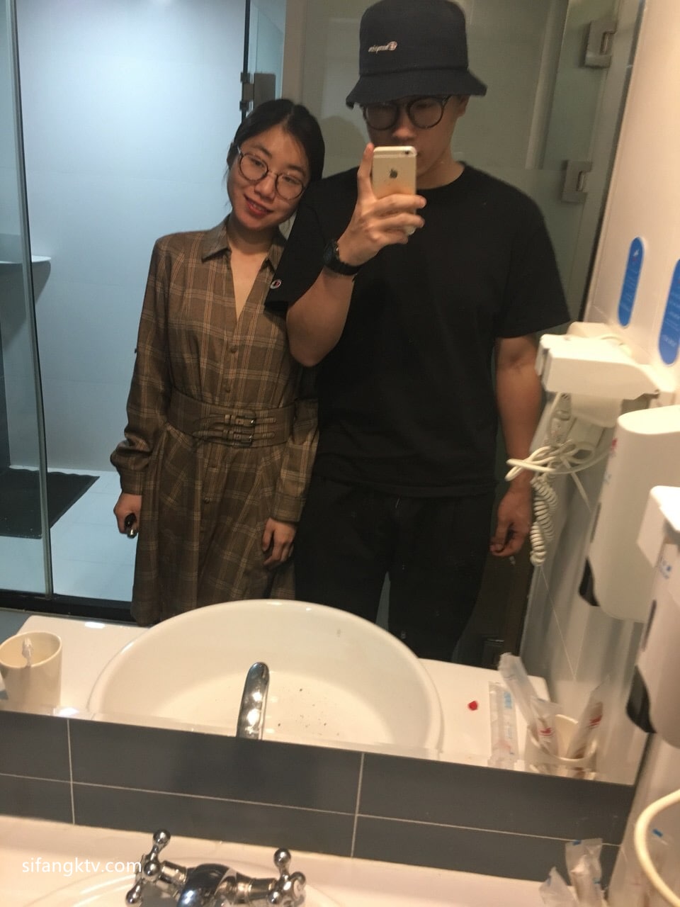 喜爱夜蒲3大尺度吃乳-免费无码又爽又刺激A片涩涩直播 - 小鸡AV某上海少妇3P黑人完整版BD