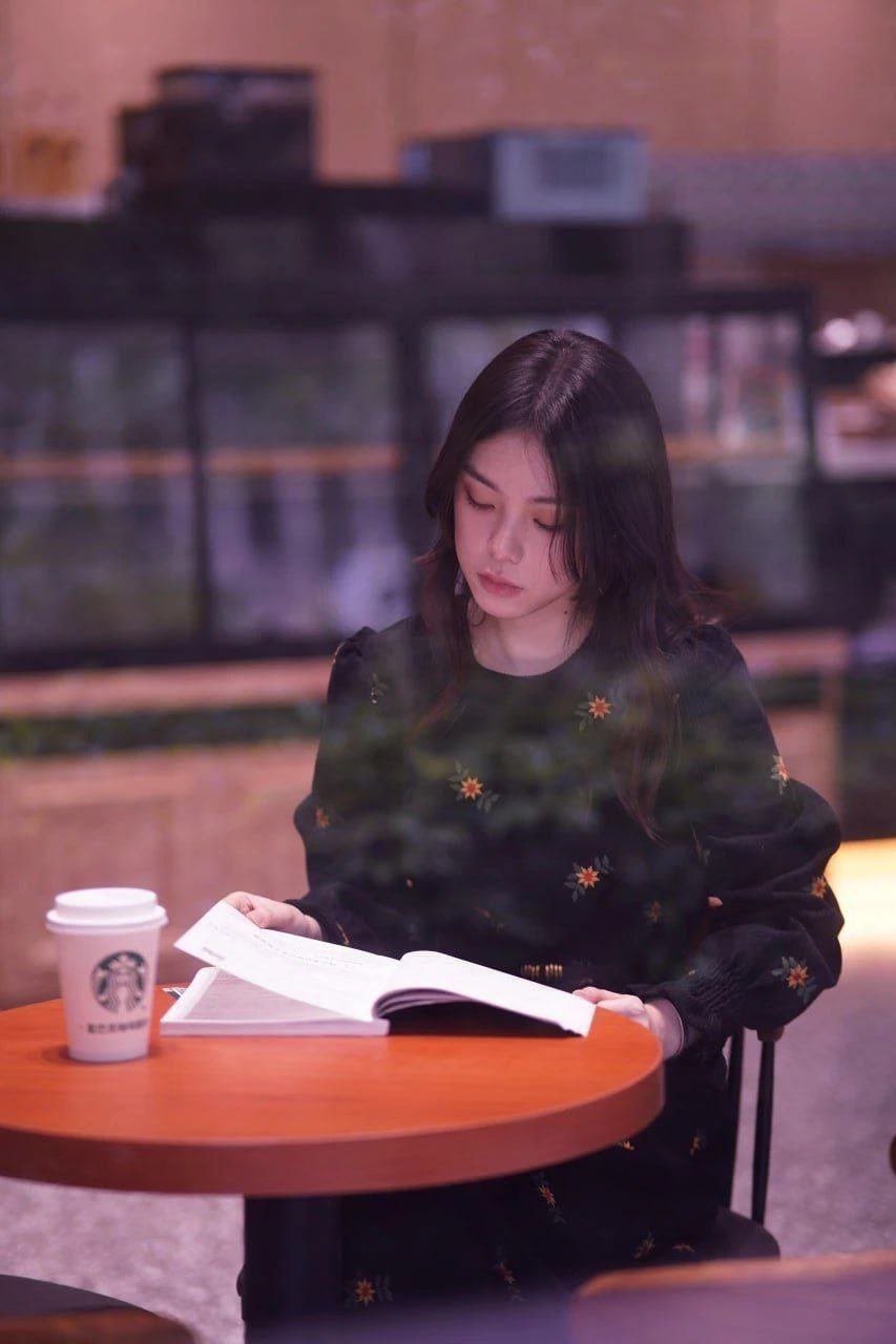 免费稚嫩福利-bl一攻多受h嗯啊巨肉 - 小鸡AV老太婆性杂交视频