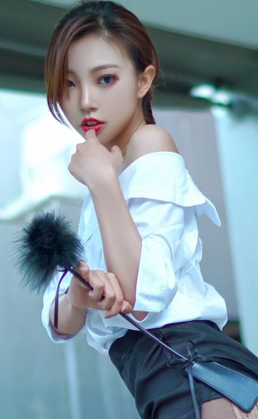 久久亚洲不卡一区二区