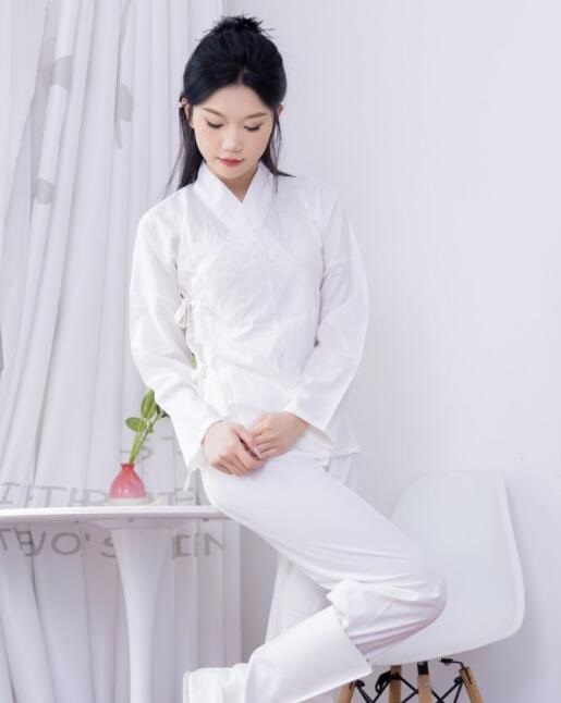 日韩免费一区二区三区在线-中文字幕一区二区精品区 - 小鸡AV老头把我添高潮了A片故视频