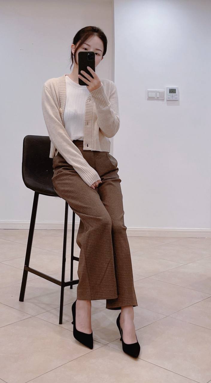 国模燕子大尺度私拍 [-好小好紧H有妇之夫 - 小鸡AV伦理片520影城