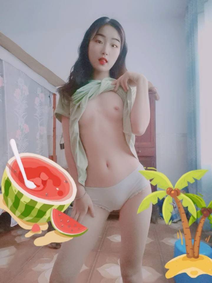 纯情佳偶-亚洲四房 - 小鸡AV虫爱少女观看