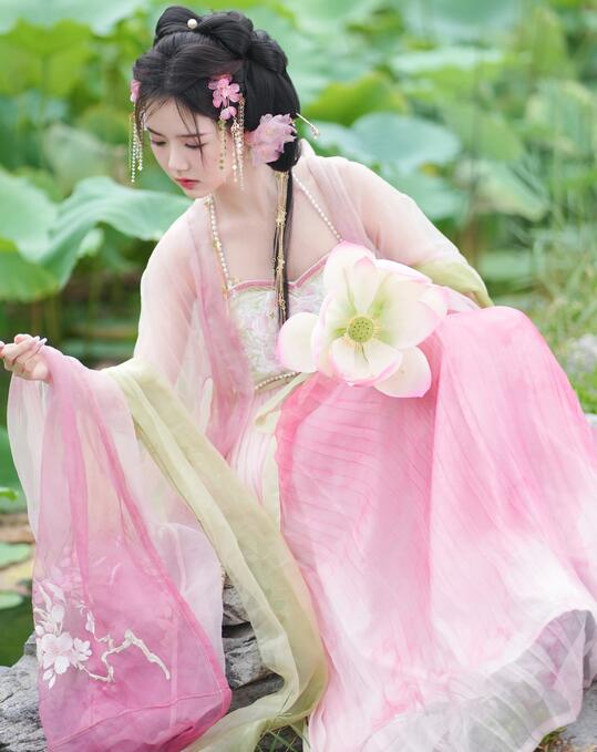 奶头被教练摸得受不了-厨房少妇人妻好深太紧了 - 小鸡AV啊灬啊别停灬用力啊在线观看视频