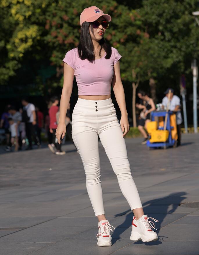 调教室道具PLAY震动按摩器-美女内射无套日韩免费播放 - 小鸡AV荡女婬春 在线观看