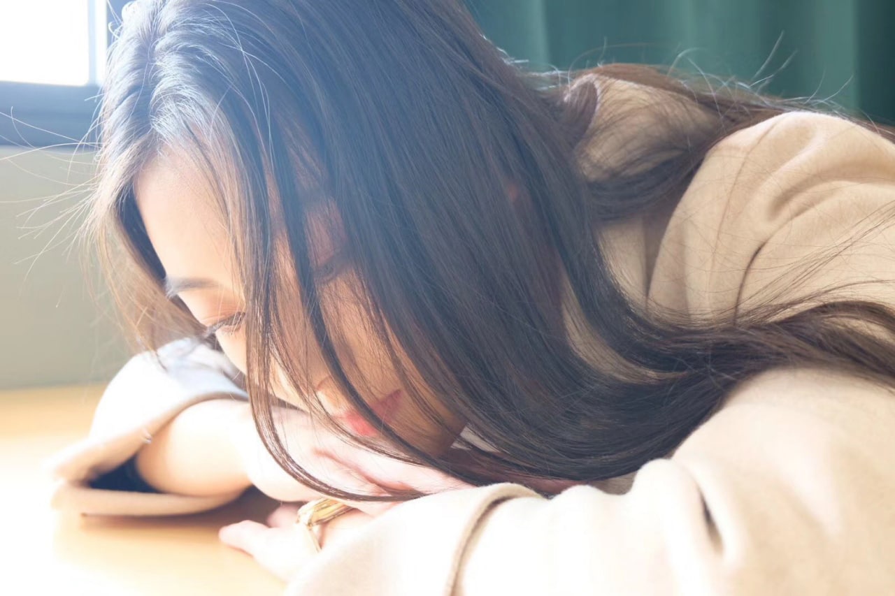 法国色情HD巜安娜情欲史-大胸美女脱内衣黄网站 - 小鸡AV日本三级免费片