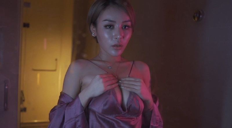 从后面挺进女警体内-日韩AV片无码一区二区三区不卡 - 小鸡AV无码AV动漫精品一区二区免费