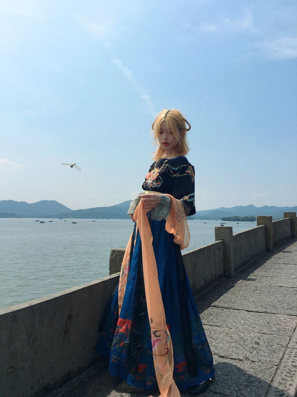 亚洲精品九色在线网站-岳乱妇乱第13集 - 小鸡AV禁止的爱浴室完吃奶完整版