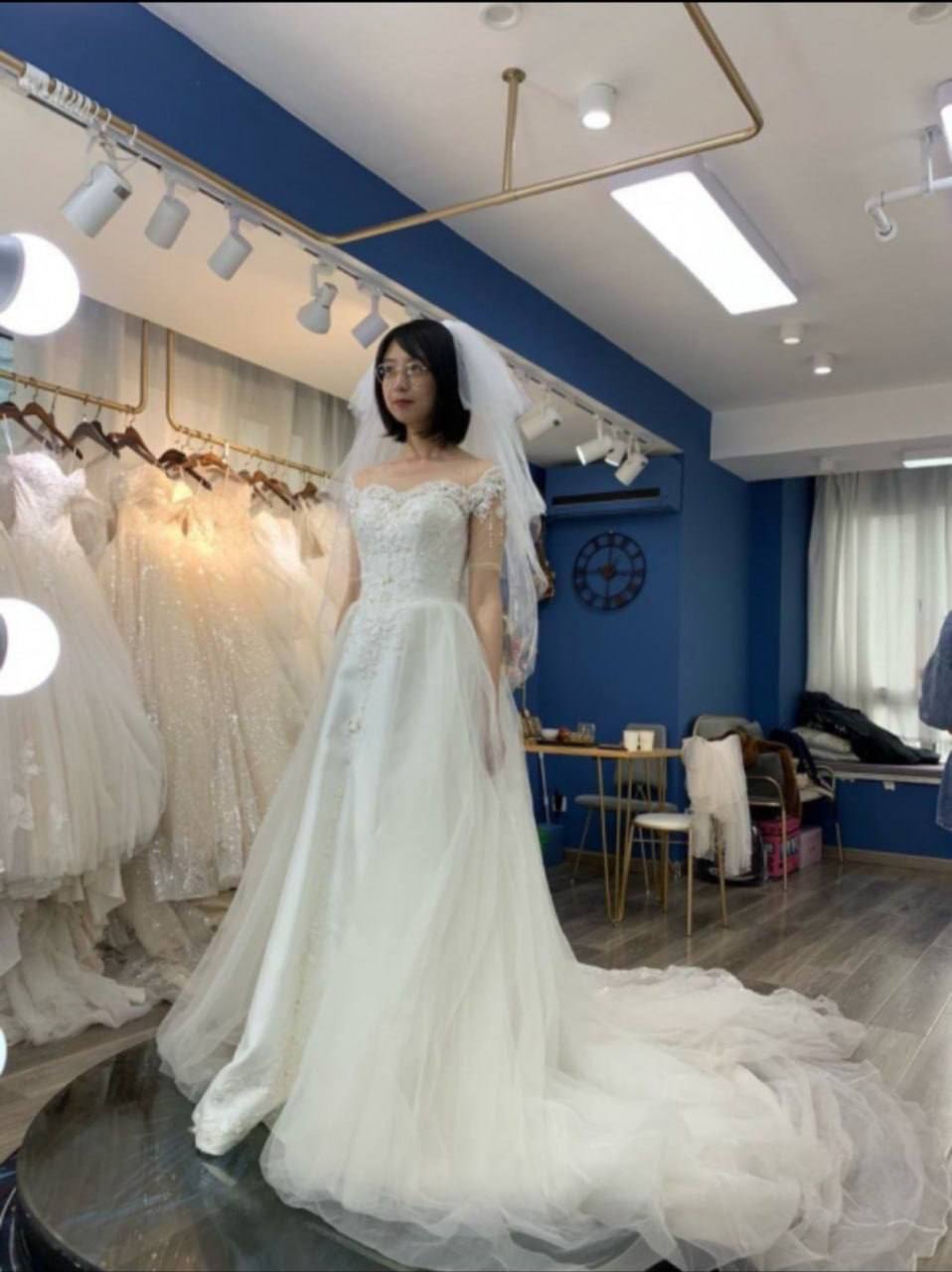 精品国产乱码久久久久久1区2区-亚洲-免费看一区无码无A片 - 小鸡AV性一乱一交A片