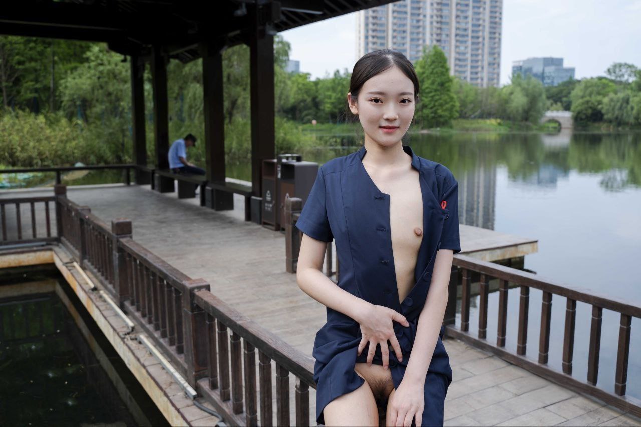 18禁激情韩-AV无码A片高潮AV - 小鸡AV色戒被删减的7分24秒视频