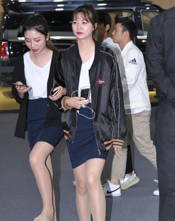 内射女校花一区二区三区