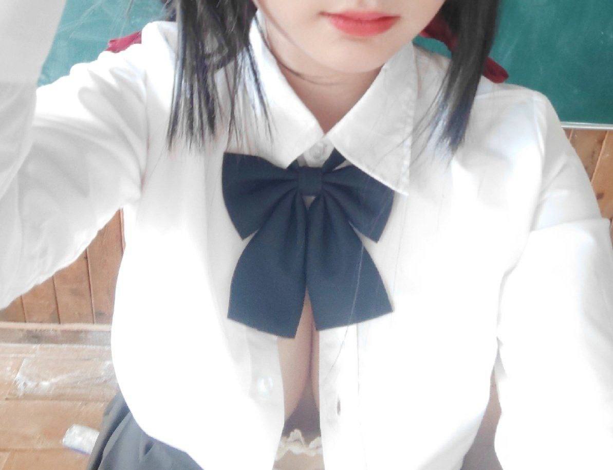 《丰满的女邻居》韩国-很详细的肉肉床文过程片段 - 小鸡AV免费啪视频在线观看视频日本