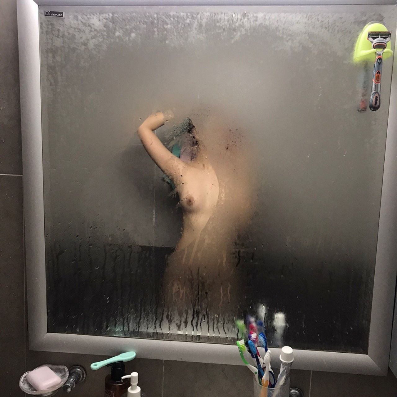 日本美女搞基视频