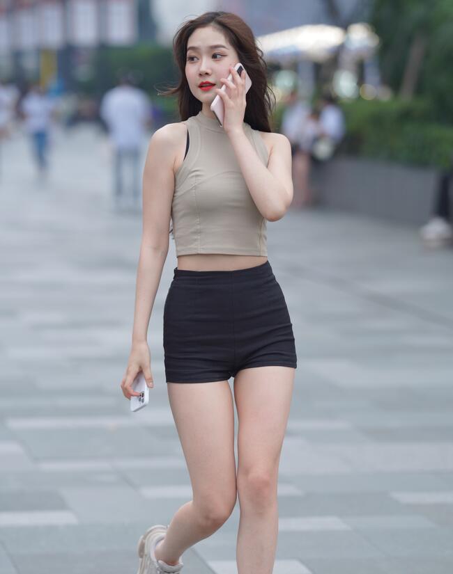 我的朋友的姐姐-99热这里有免费国产精品 - 小鸡AV野花日本电影