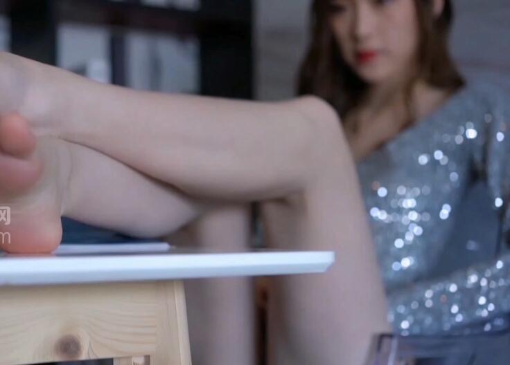 国产xxwwxxww视频-furry巨大粗爽gay黄网址 - 小鸡AV办公室揉弄高潮嗯啊动态图