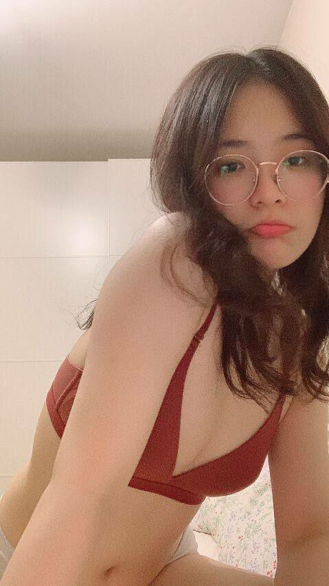 亚洲成A人片在线播放器-扒开双腿疯狂进出爽爽爽免费 - 小鸡AV亚洲男人天堂2018av