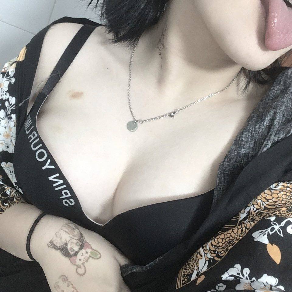 免费观看一级一片-日本精品久久久久久久久免费 - 小鸡AV在哪里可以免费看毛片