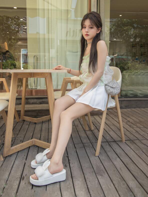 黄色短视频免费看-欧美视频成人 - 小鸡AV三及黄色电影