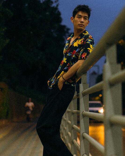 被男人添B超爽视频免费-国产人妻人伦精品836700 - 小鸡AV粗大挺进亲女H晓晓小说