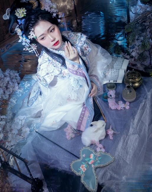 浪荡小男娃h嗯啊双性骨科-99热这里只有精品国产动漫 - 小鸡AV8xmv