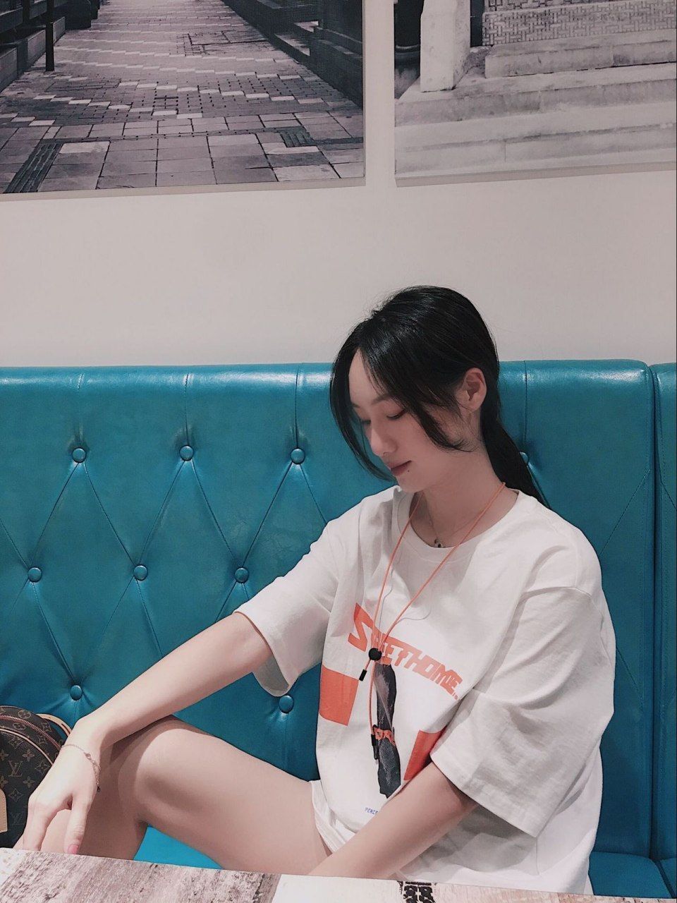 日韩成人免费在线-美女用手扒开粉嫩的尿口gif - 小鸡AV亚洲成a人不卡在线观看