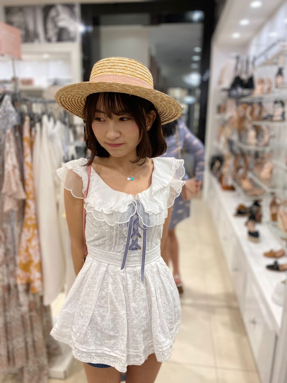 韩国论理电影院-千鹤 - 小鸡AV男的插曲女的下面