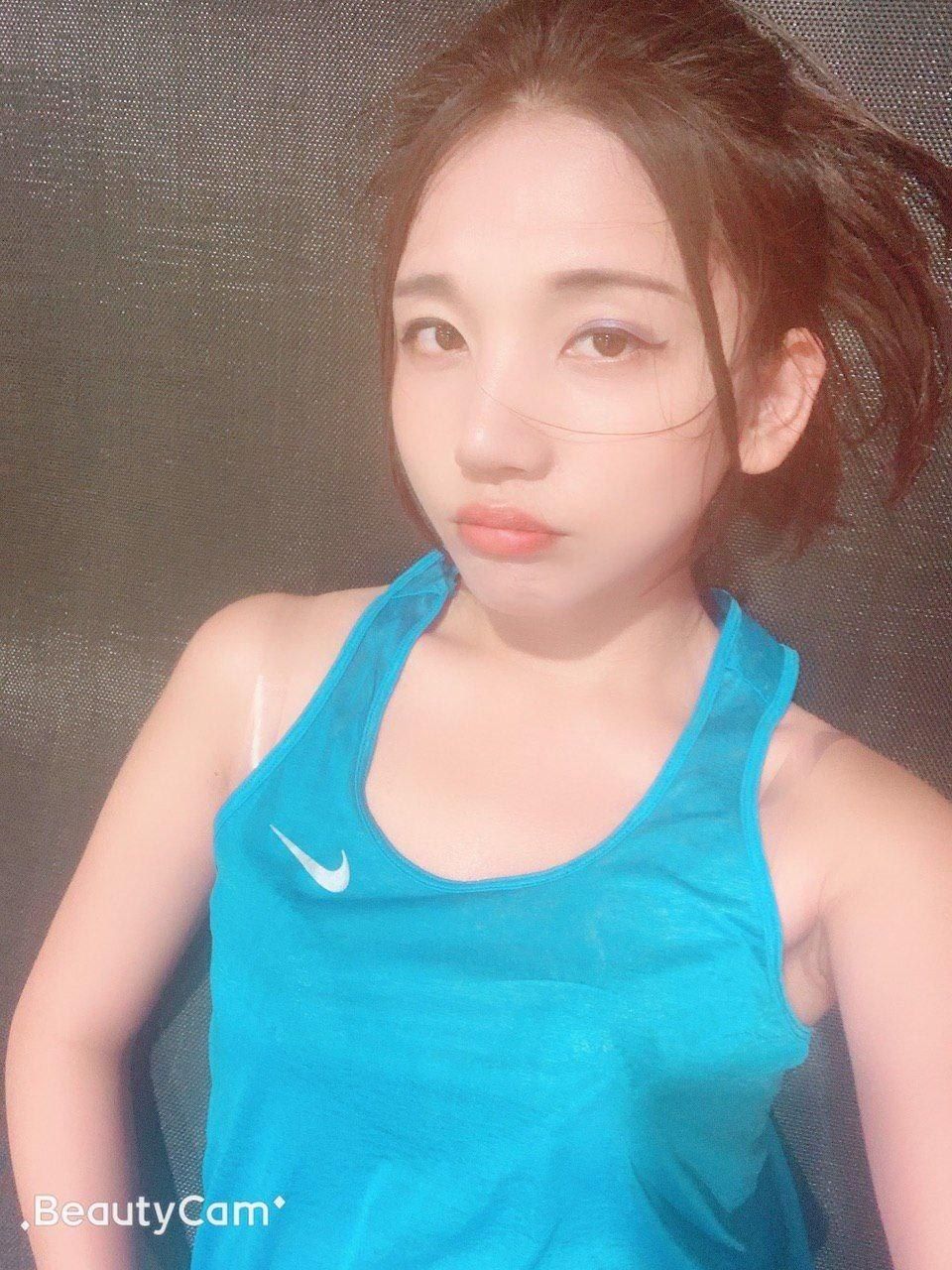 精品人妻无码日本一区二区三区-无码日本A一区二区三视频 - 小鸡AV美女张开腿大腿露出白浆浆