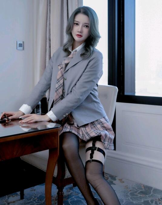 日韩精品2区-日韩专区在线观看 - 小鸡AV国产三级网址