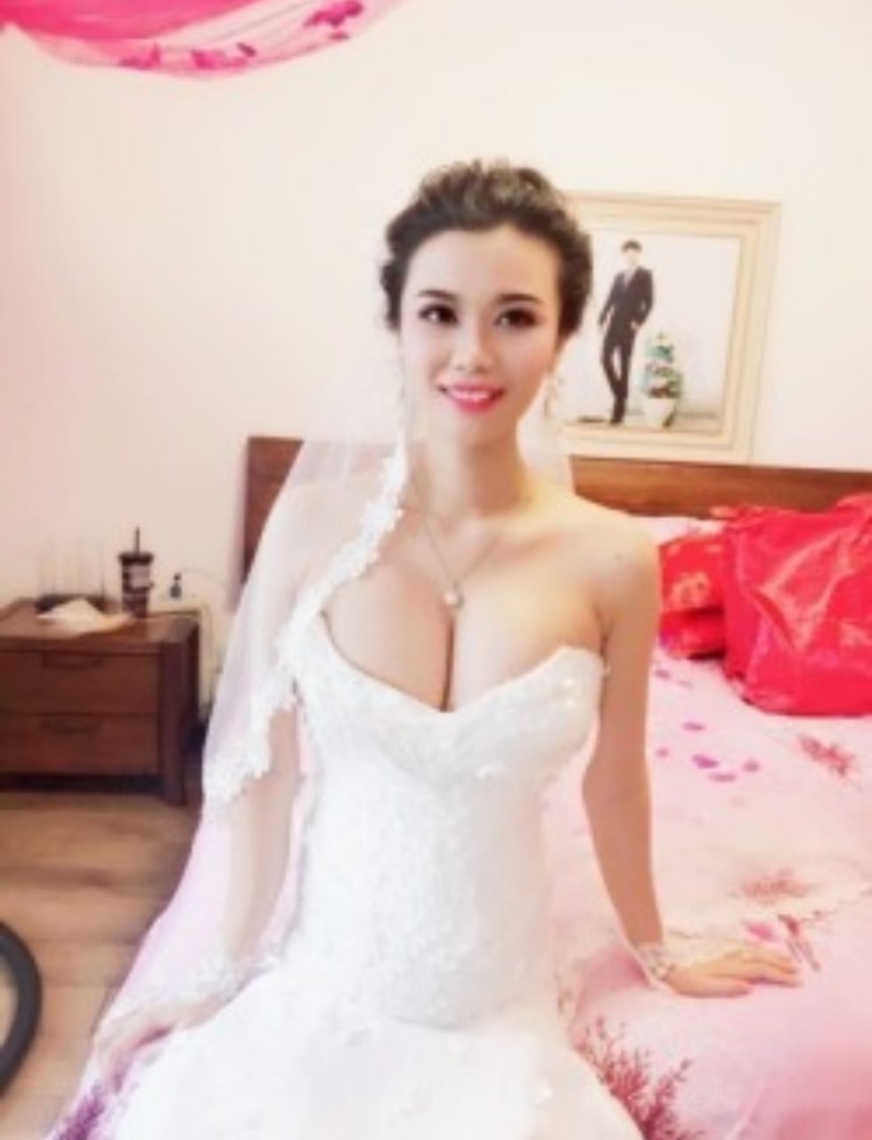 女人被狂C躁到高潮失禁-亚洲午夜在线播放 - 小鸡AV免费精品美女久久久久久久久