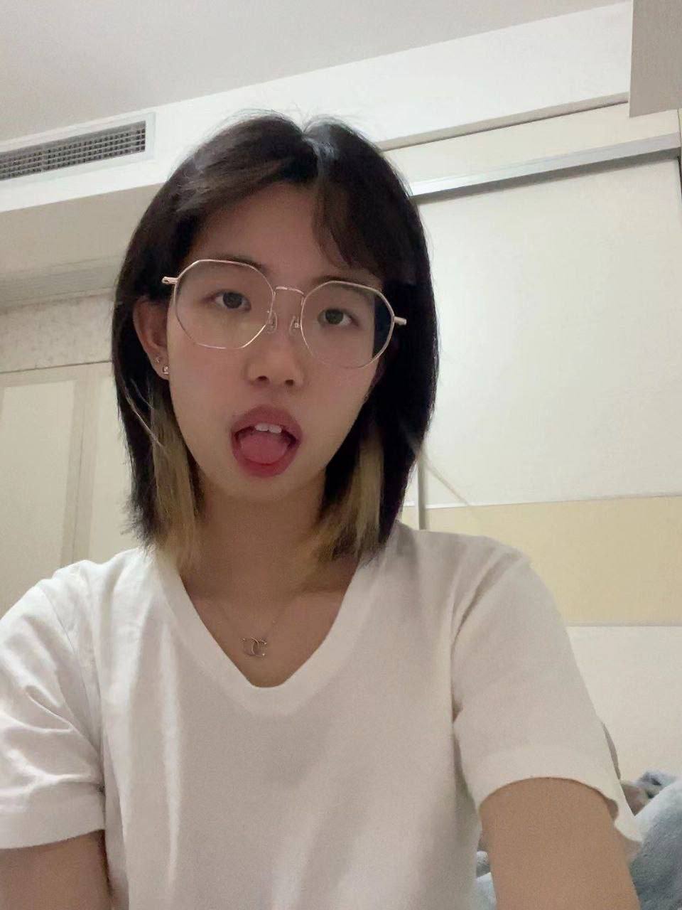 父皇轻点插好疼H限-亚洲AV综合AV一区二区综合 - 小鸡AV精品乱码一区二区三四区视频