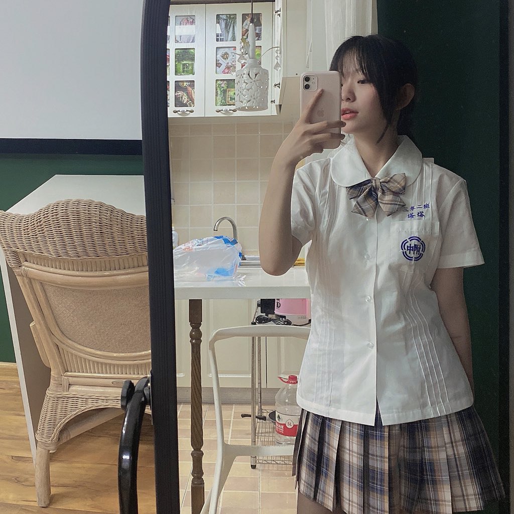 一级毛片完整版-久久中文字幕一区二区 - 小鸡AVaa级黄色毛片