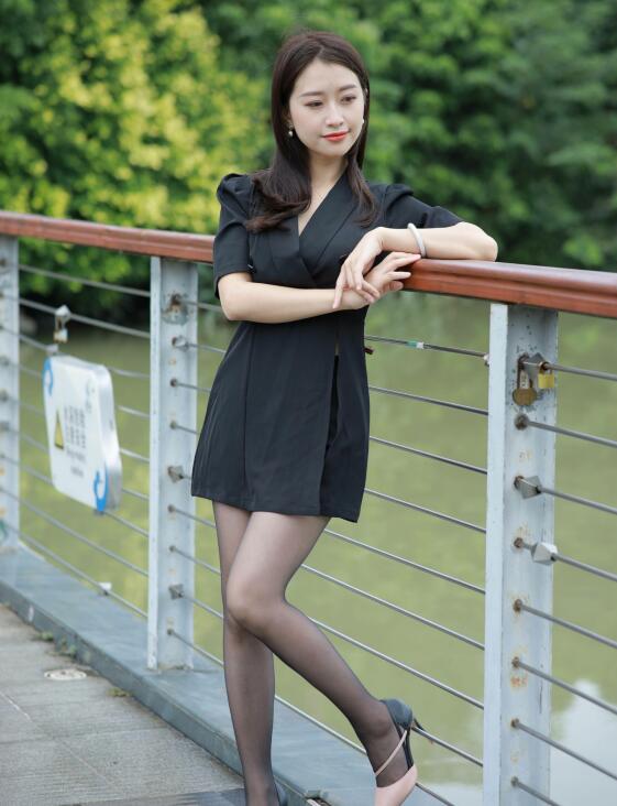 成年人视频免费在线播放