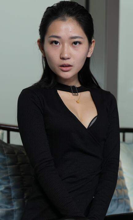 和陌生人一起三p娇妻-一区二区福利视频 - 小鸡AV五月伊人亚洲精品一区