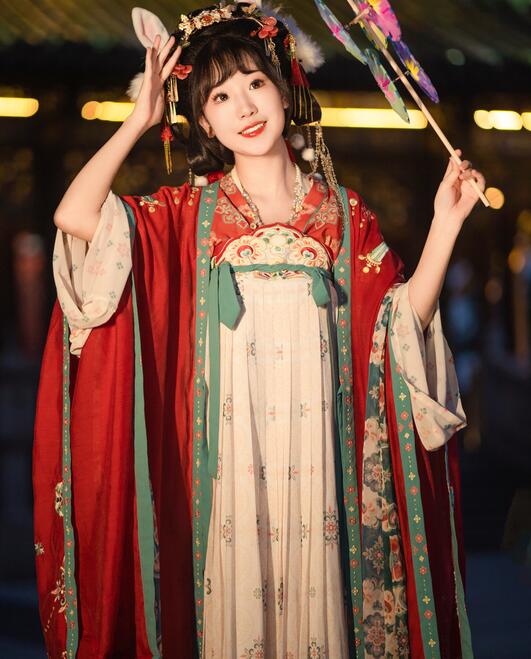 亚洲欧美黄色片-亚洲欧美黑人深猛交群 - 小鸡AV毛片免费网