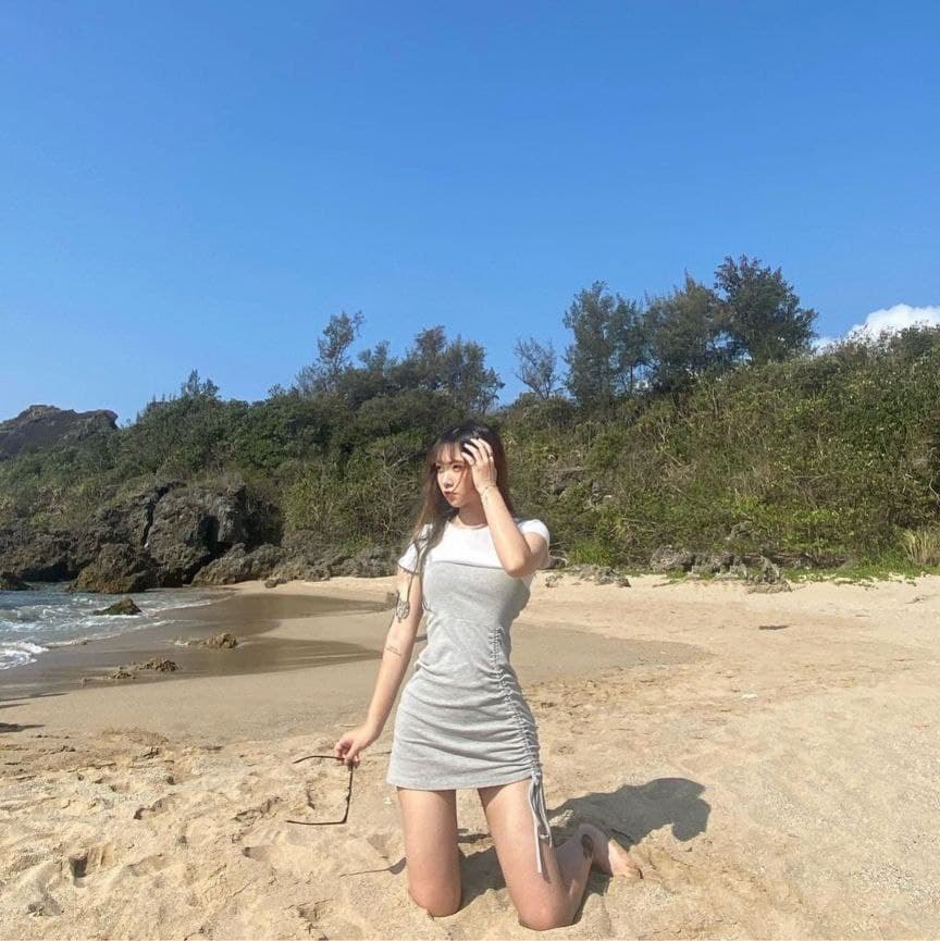 电梯小姐在线-亚洲精品久久久久午夜福 - 小鸡AV雨后小故事原版无遮免费看