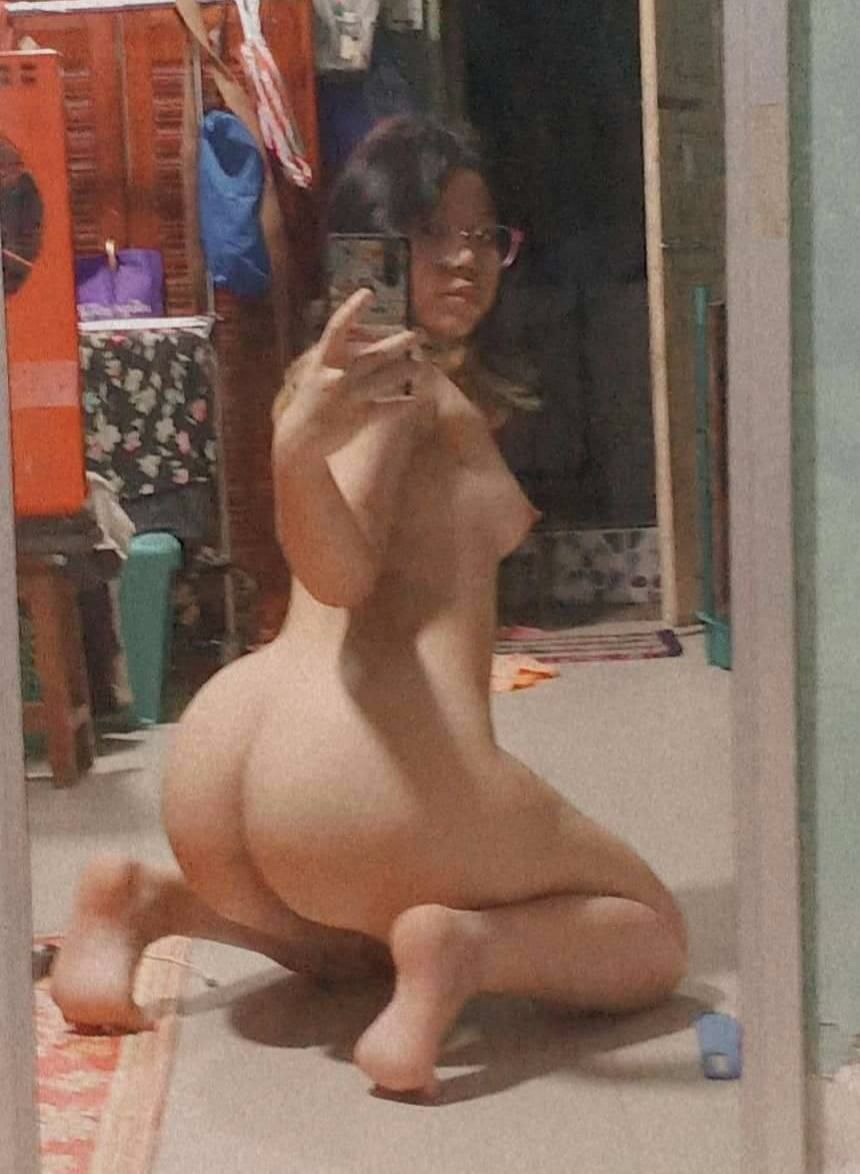 公子被迫夹玉势憋尿BL-中文字幕 人妻熟女 - 小鸡AV澡池里强摁做开腿呻吟H