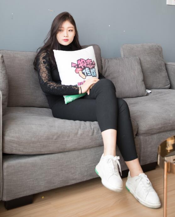 欧美一级xxx-我解开岳胸罩揉上去 - 小鸡AV久久伊人网站