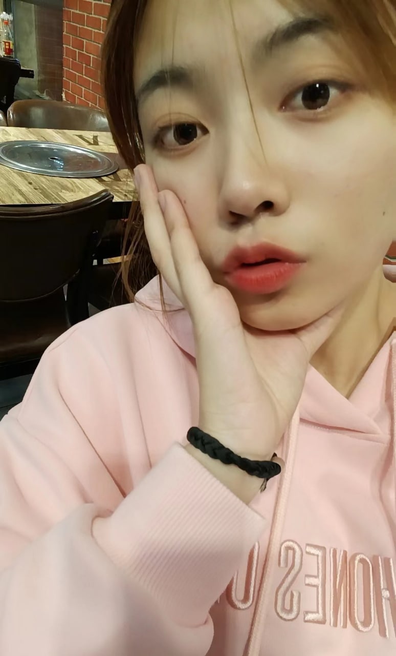 真实的和子乱拍视频在线-天降女子无删减无打码 - 小鸡AV99久久一区二区精品